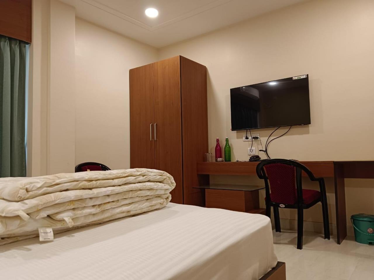 Hotel Cosy Inn ดีกา ภายนอก รูปภาพ
