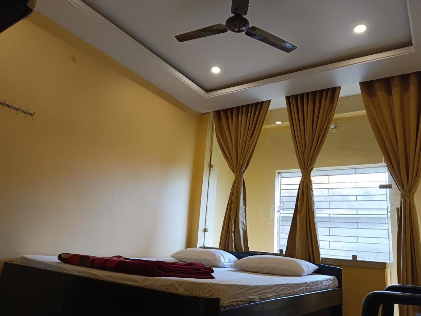 Hotel Cosy Inn ดีกา ภายนอก รูปภาพ