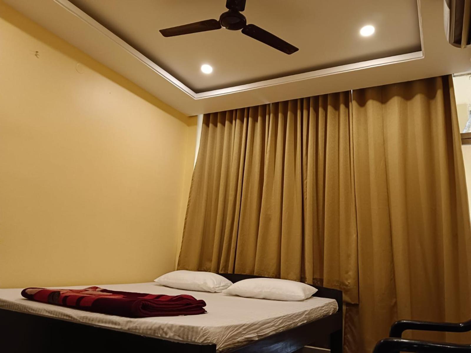 Hotel Cosy Inn ดีกา ภายนอก รูปภาพ