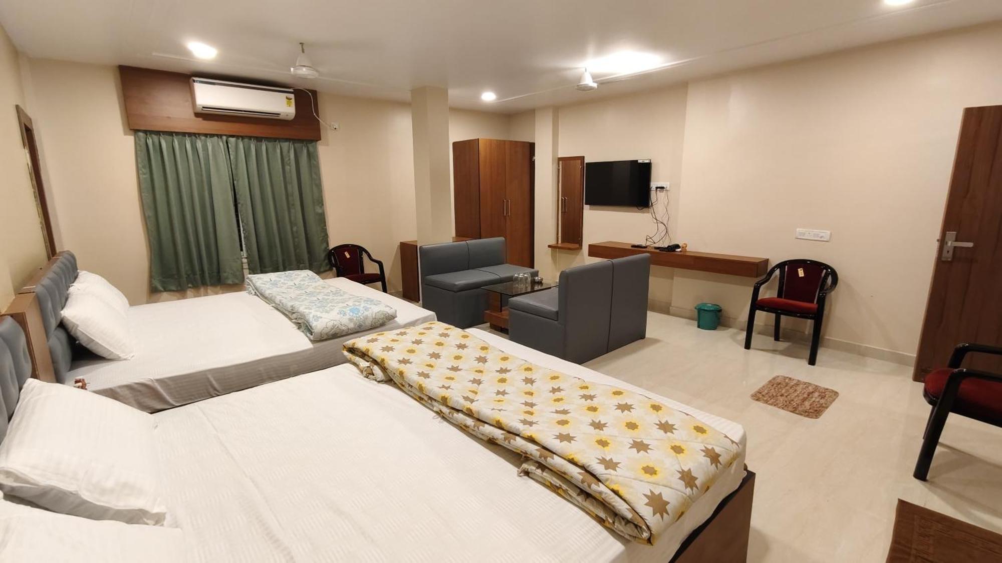 Hotel Cosy Inn ดีกา ภายนอก รูปภาพ